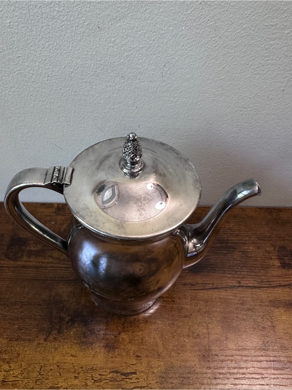 WM Rogers Paul Revere Reproduction Silverplate Teapot Pineapple Lid Coffee Pot - Picture 4 of 6